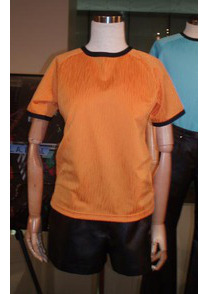 Tシャツ