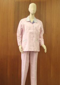 ◇パステルピンクのエコ作業服