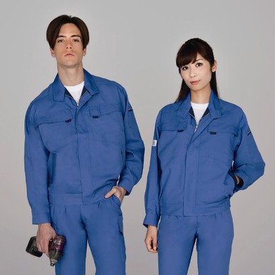 統一感ある男女ペア作業服