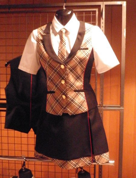 大人の色味が人気なAKB仕立てのアミューズメント制服｜サービス業ユニフォーム ｜サービス業ユニフォーム販売の株式会社安研｜カタログ無料