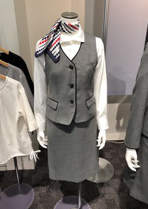 杢調グラデーションで立体感を出すベストスカート　事務制服　受付制服