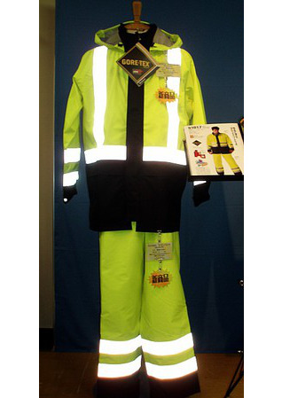 ゴアテックスレインコート 上下セット 高視認性 ゴアテックス® 防寒コート(高視認タイプ) 51017 | WORKWEAR LAB/ワーク